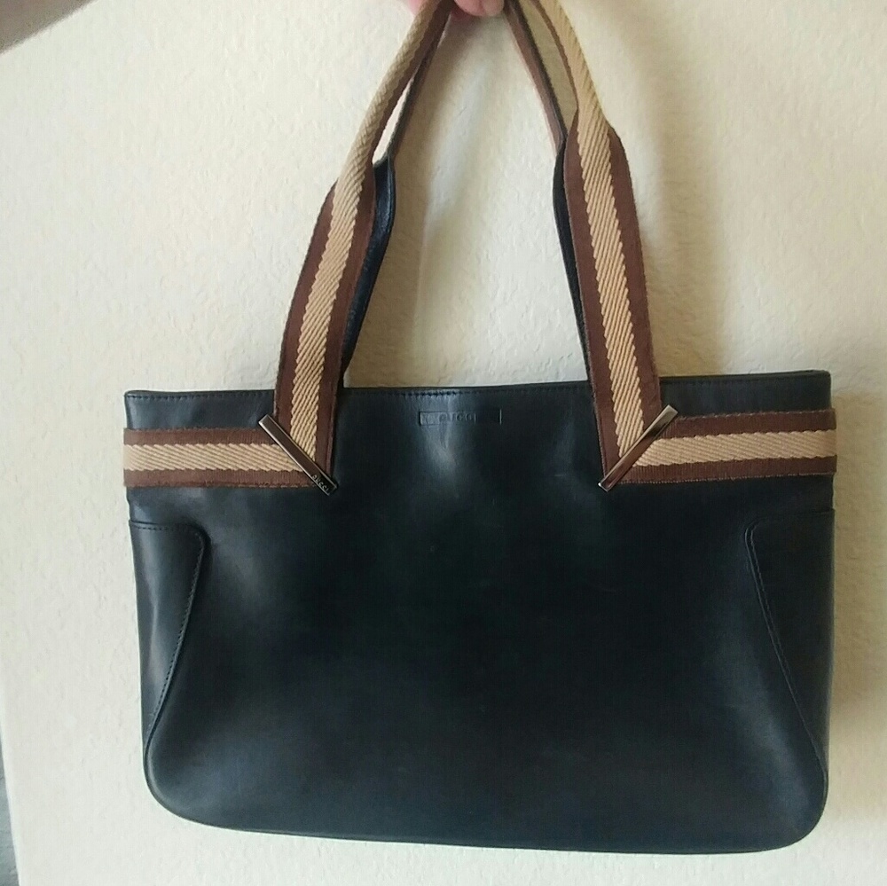 ⭐SALE!⭐🌹 Gucci Vintage Leather Handbag